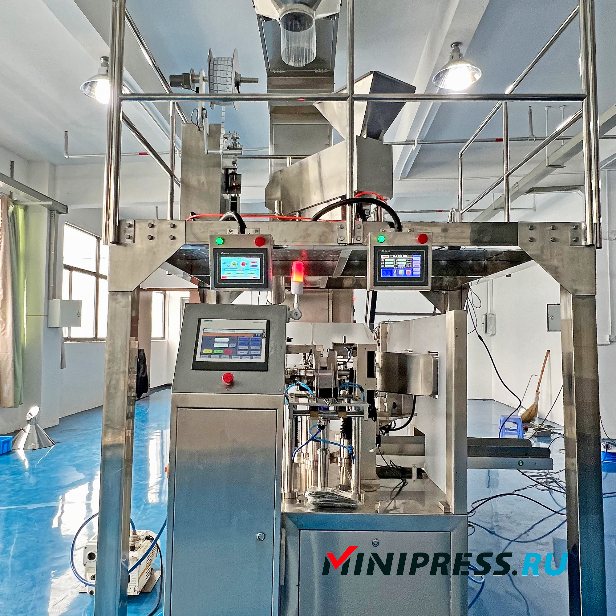 Machine d'emballage automatique de snacks Doypack JJ-02