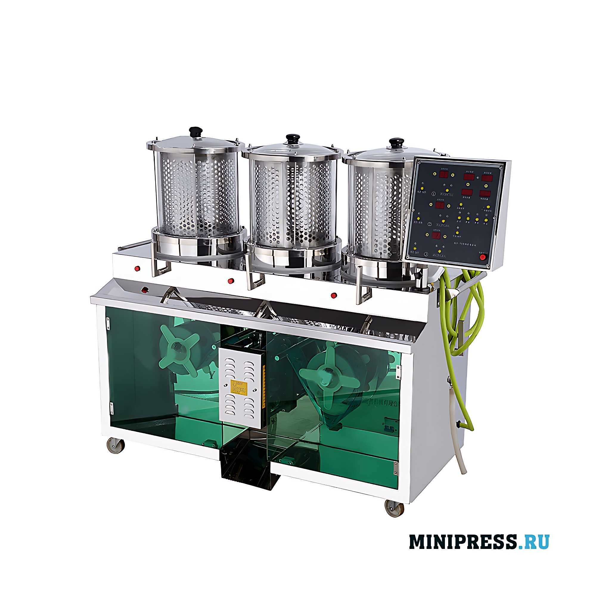 Liquid filling machine in soft plastic bags BB-153