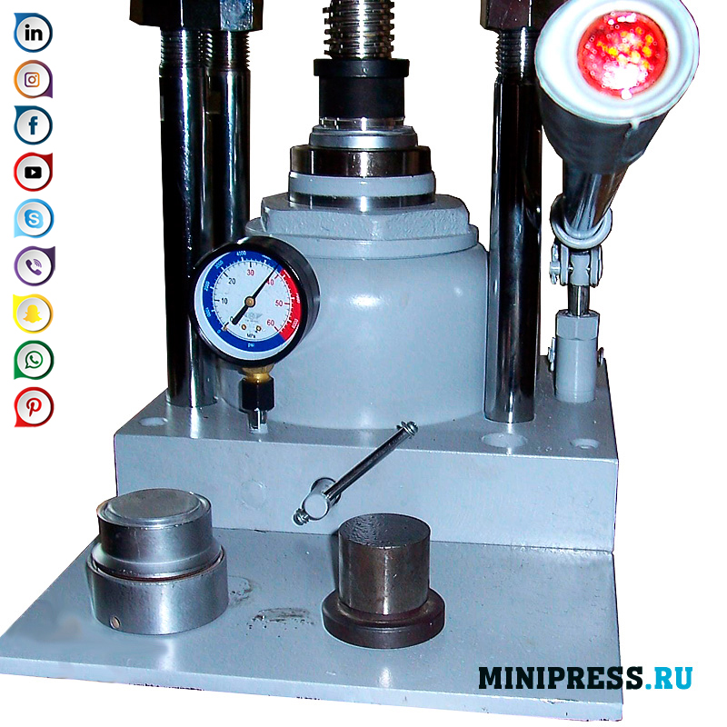 Laboratory hydraulic tablet press
