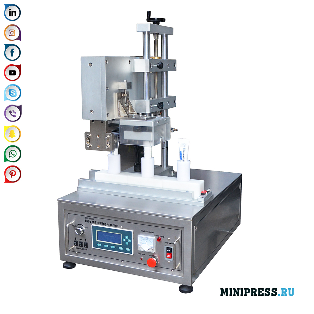 Semi-automatic ultrasonic machine for sealing the edges of plastic tubes