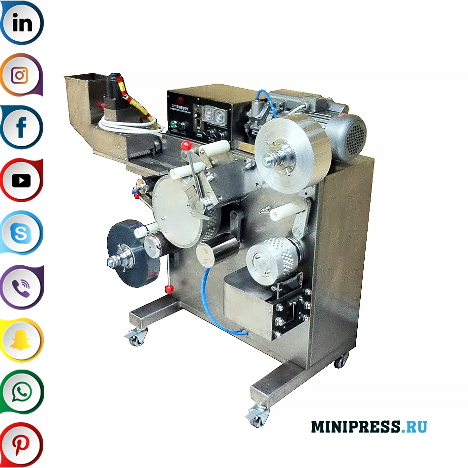 Equipment for the automatic packaging of tablets and gelatin capsules in blisters
