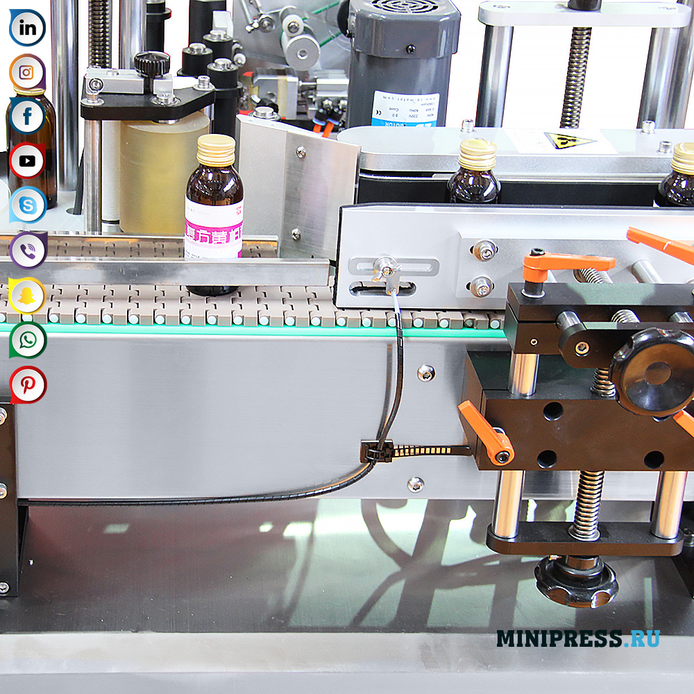 Stiklinių butelių etikečių klijavimo mašina