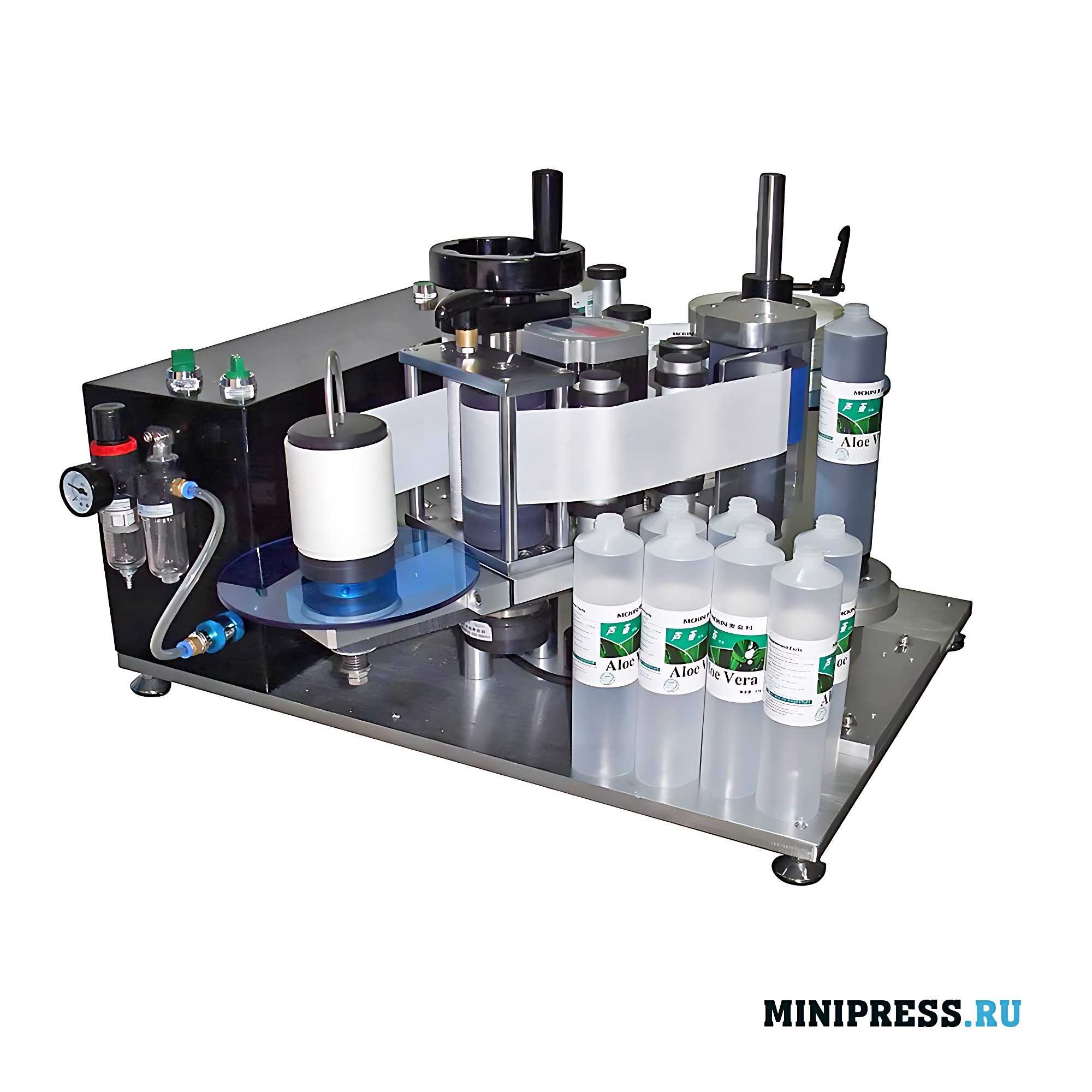 Labeling machine for empty plastic tubes TR-04