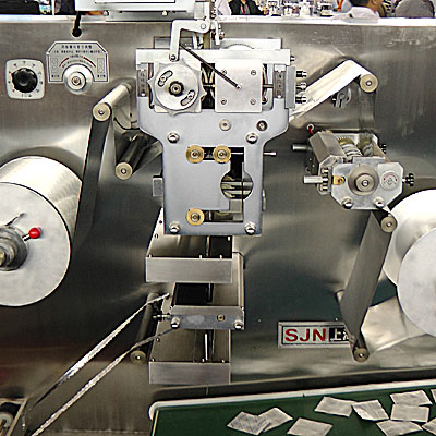 Упаковочная машина для таблеток, Контурная упаковка, Ячейковая упаковка, Упаковка таблеток в фольгу www.Minipress.ru