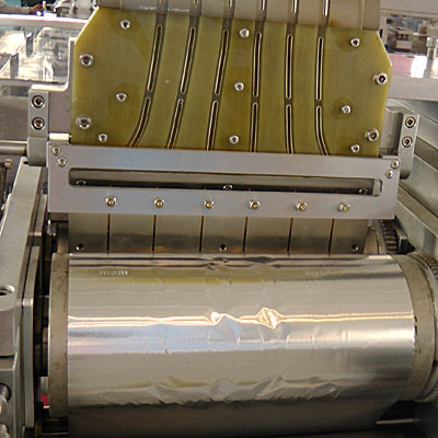 Упаковочная машина для таблеток, Контурная упаковка, Ячейковая упаковка, Упаковка таблеток в фольгу www.Minipress.ru