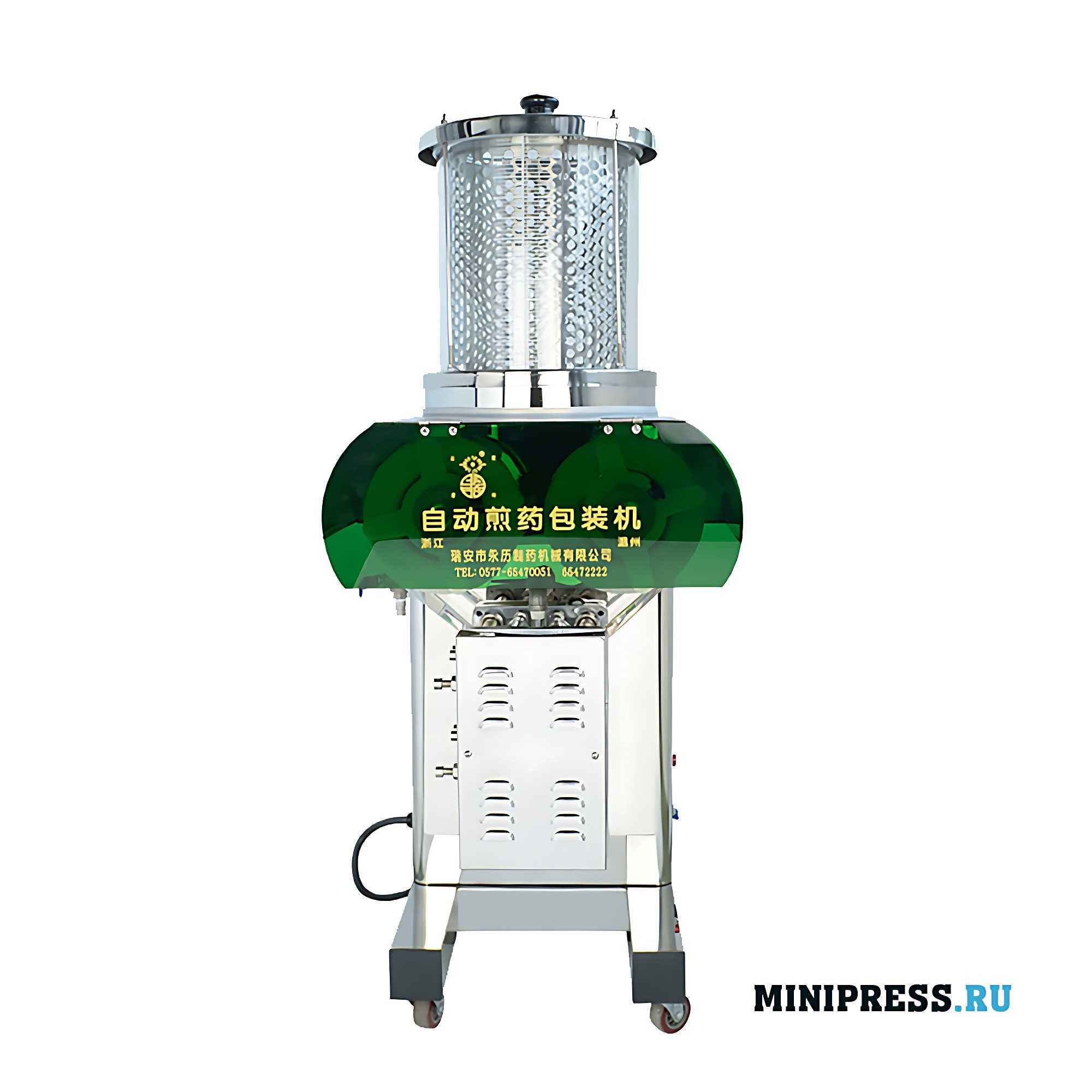 Liquid filling machine in soft plastic bags BB-151